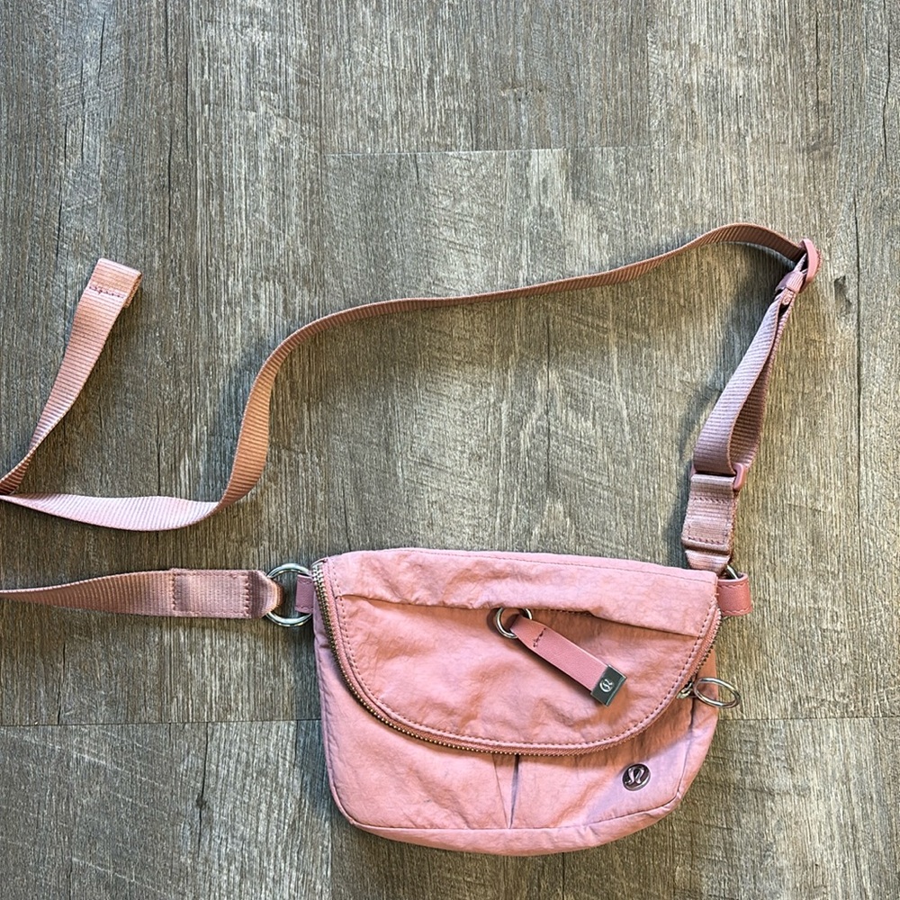 Lululemon Micro All Night Festival Bag